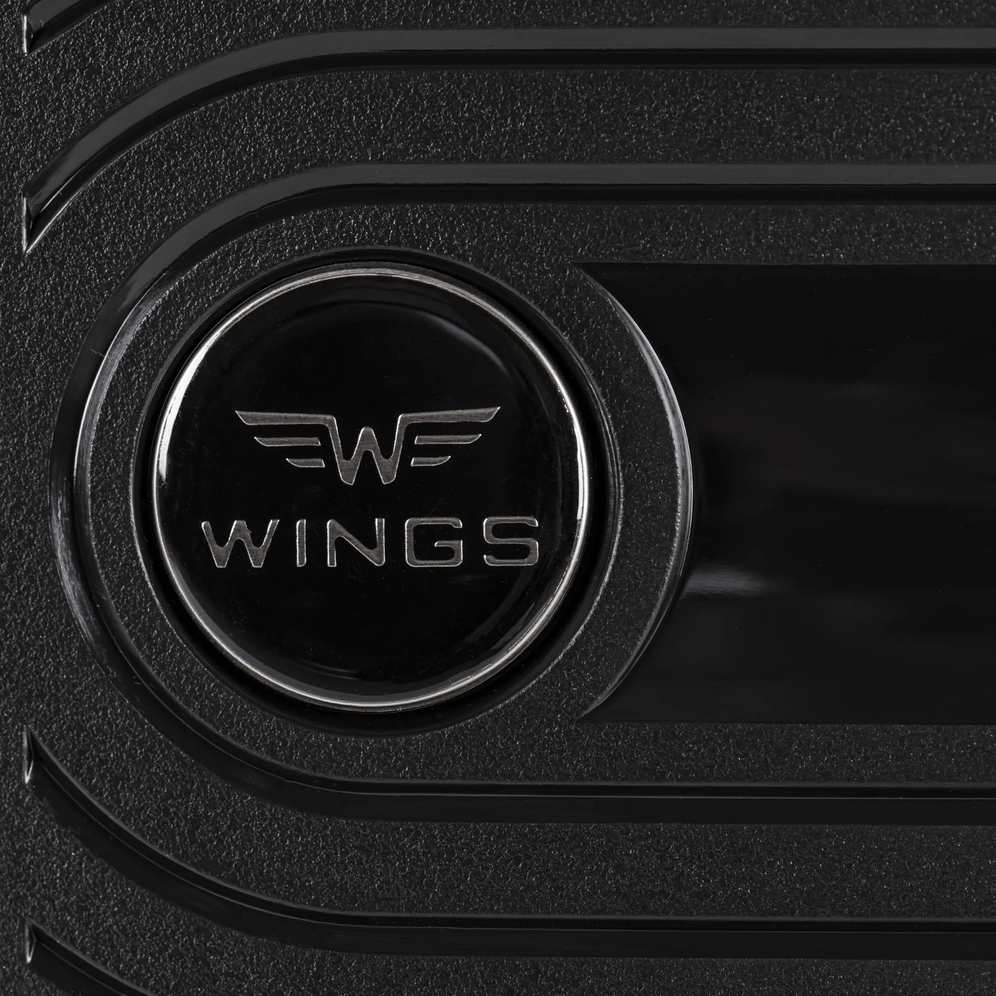 Wings DQ1810 roheline käsipagasi kohver — Polüpropüleen, 39L, 2.5 kg (logo)